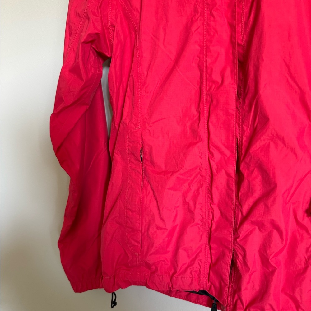 The North Face Hyvent Hooded Rain Jacket - Picture 5 of 14